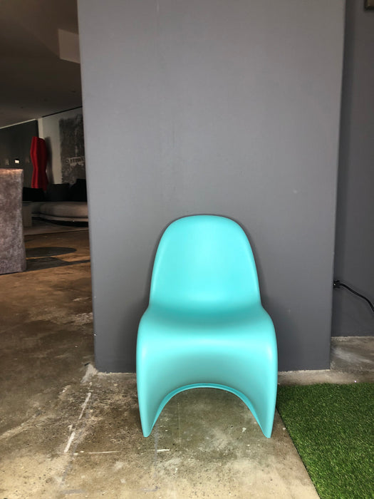 Sedia Panton Junior di Vitra