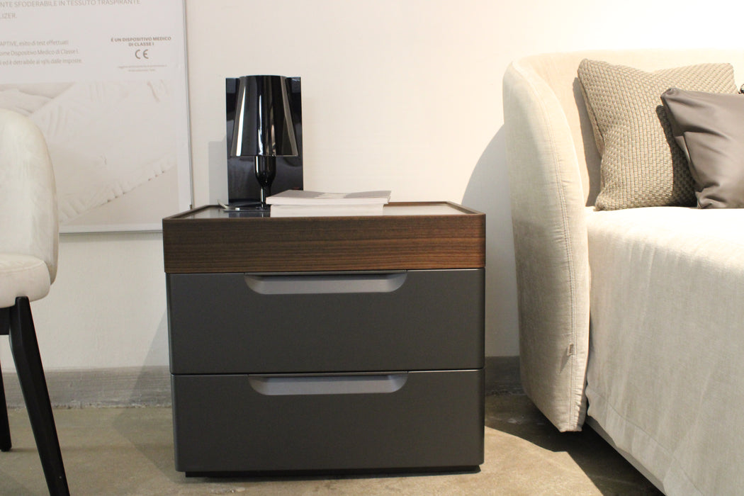 Comodino 7070 di Molteni&C