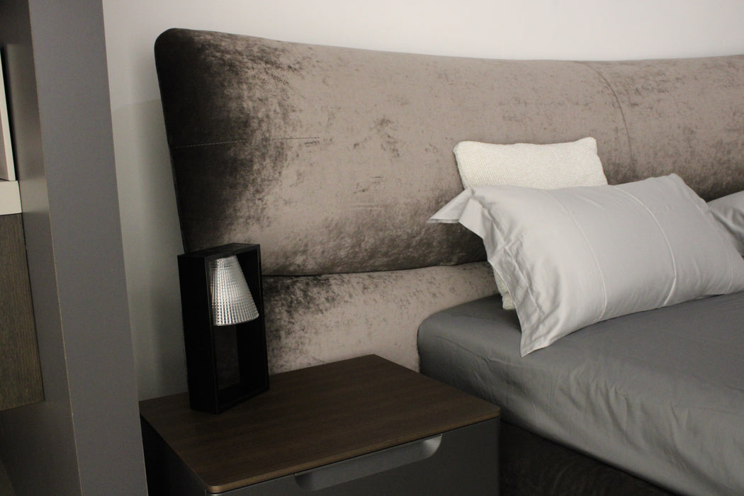 Comodino 7070 di Molteni&C